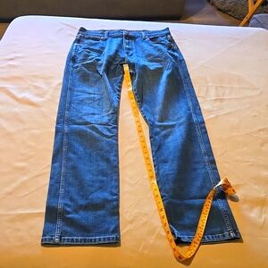 Mens Wrangler Retro 32x34 Slim Straight gently used